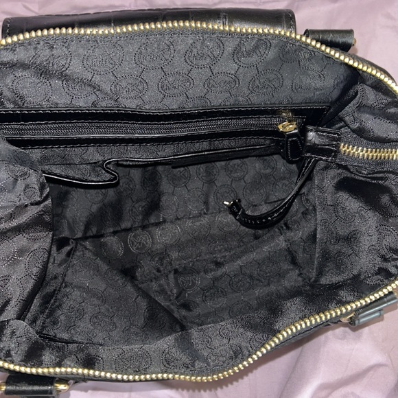 Michael Kors bag - Picture 9 of 9